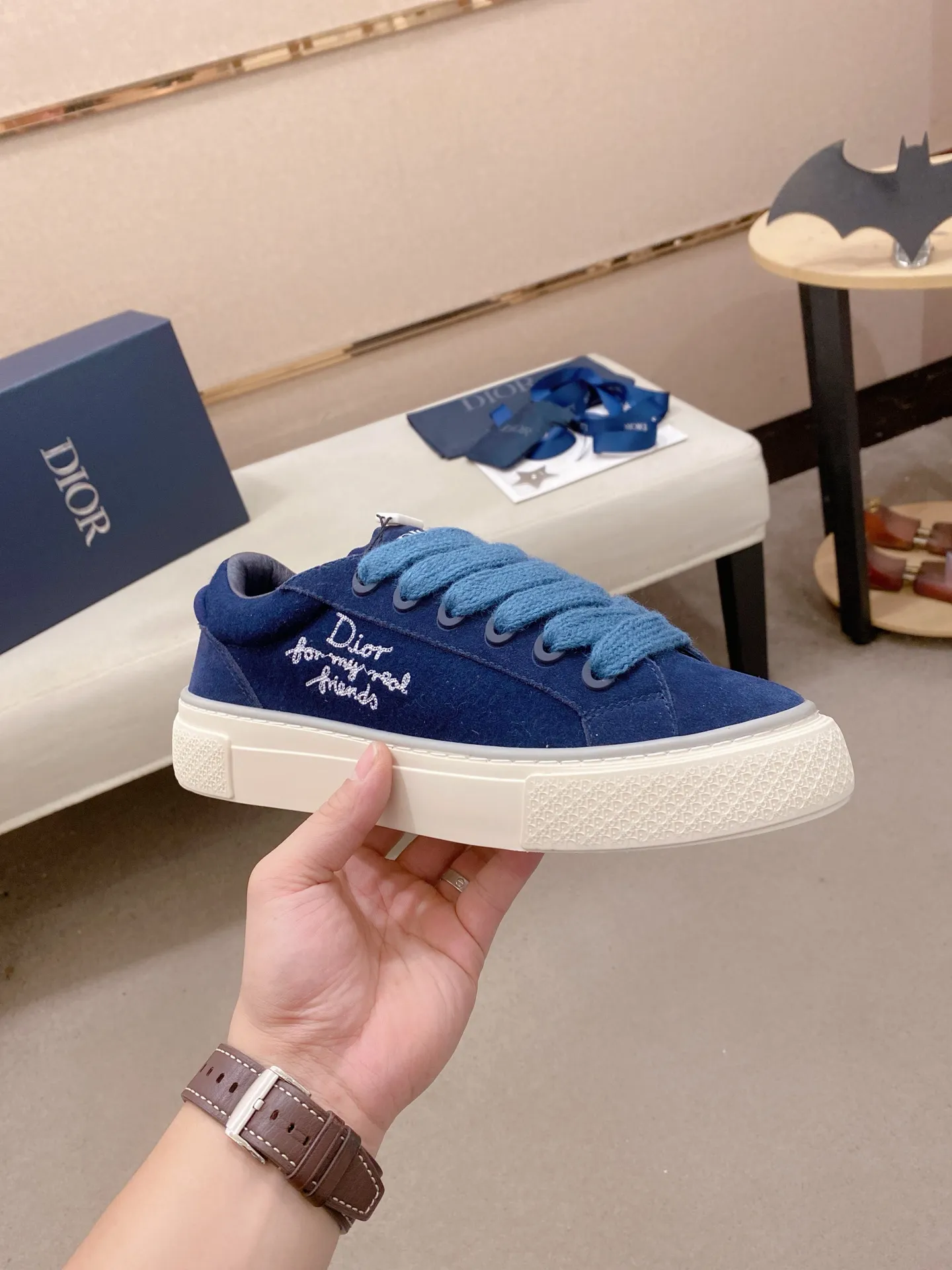 Factory price: 300 Men's shoes 💰[Dior·Dior] Top 🔍Couple style 💏🔍New casual sports style couple shoes, new four-season design, perfect workmanship, lace-up lazy style to create cabinet quality, upper: imported first-layer cowhide, sheepskin lining is soft and comfortable, ultra-light TPU wear-resistant outsole, simple, versatile fashion men's shoes, excellent color code number 35--44